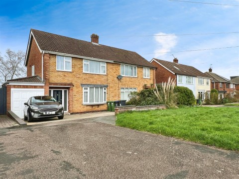 View Full Details for Beaufort Avenue, Leamington Spa